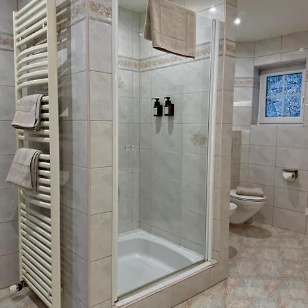 بيت للعطل Haus Monterosa سانكت يوهان ايم بونغ